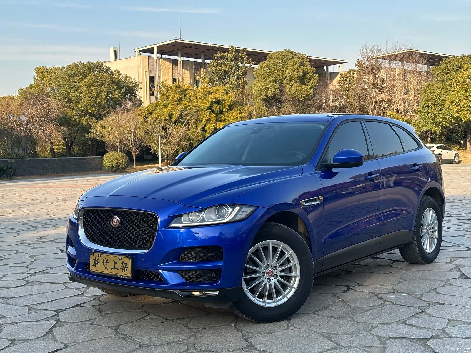 Jaguar F-PACE, 2018 1