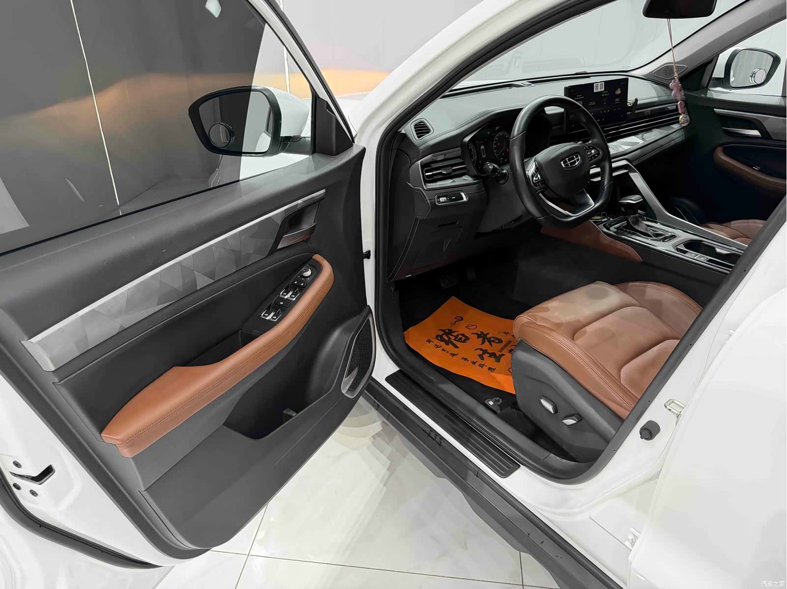 Geely X6, 2021 7