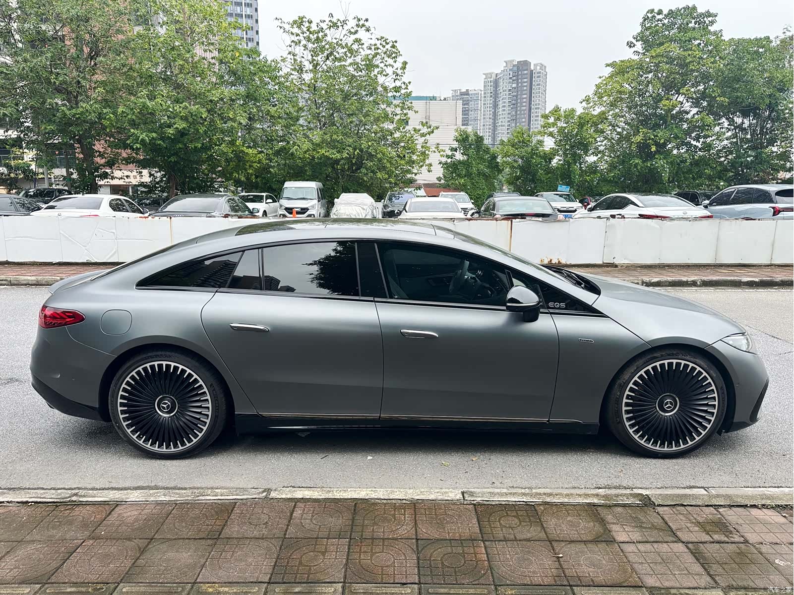 Mercedes-Benz EQS, 2025 все фото