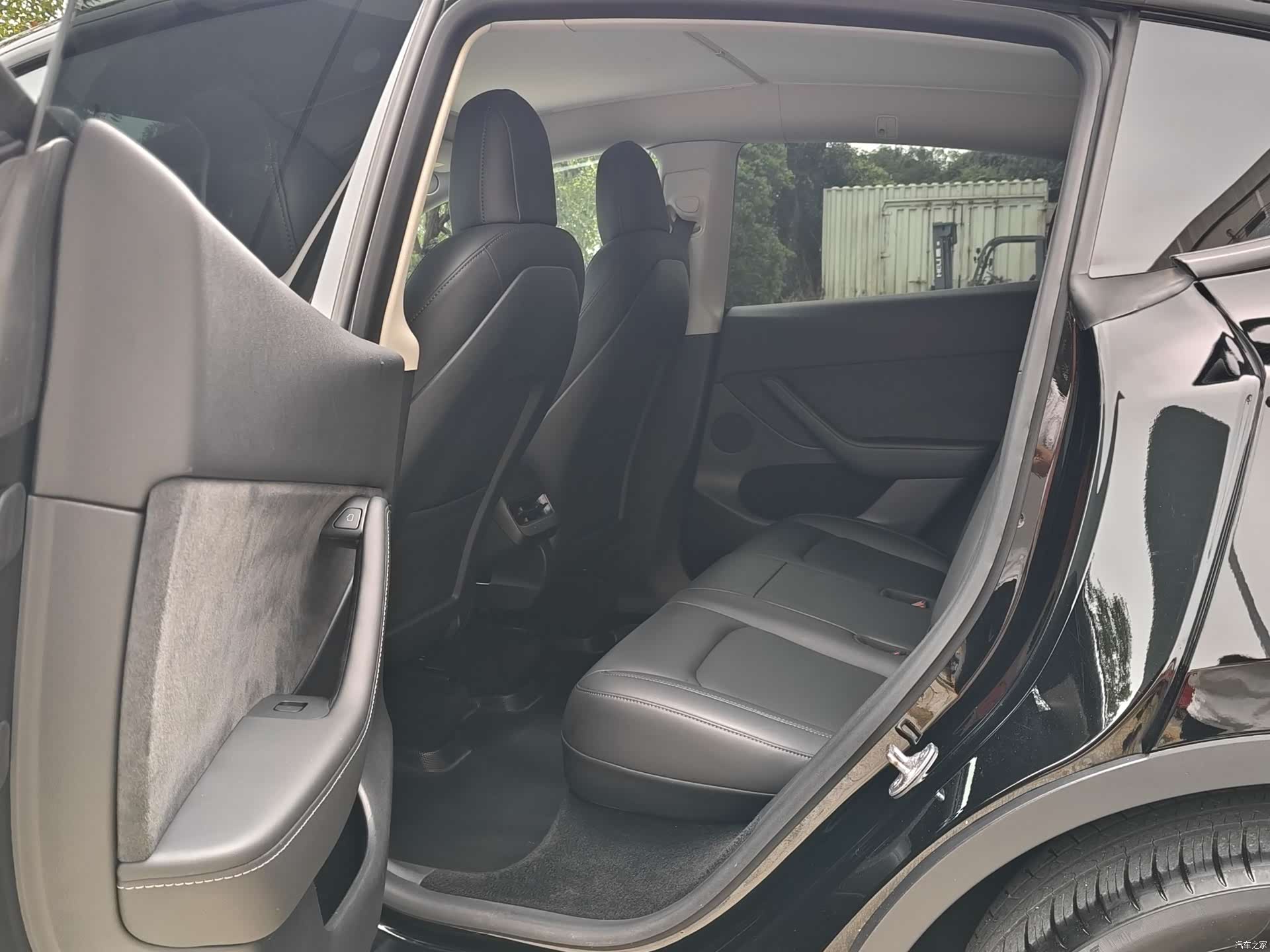 Tesla Model Y, 2021 6