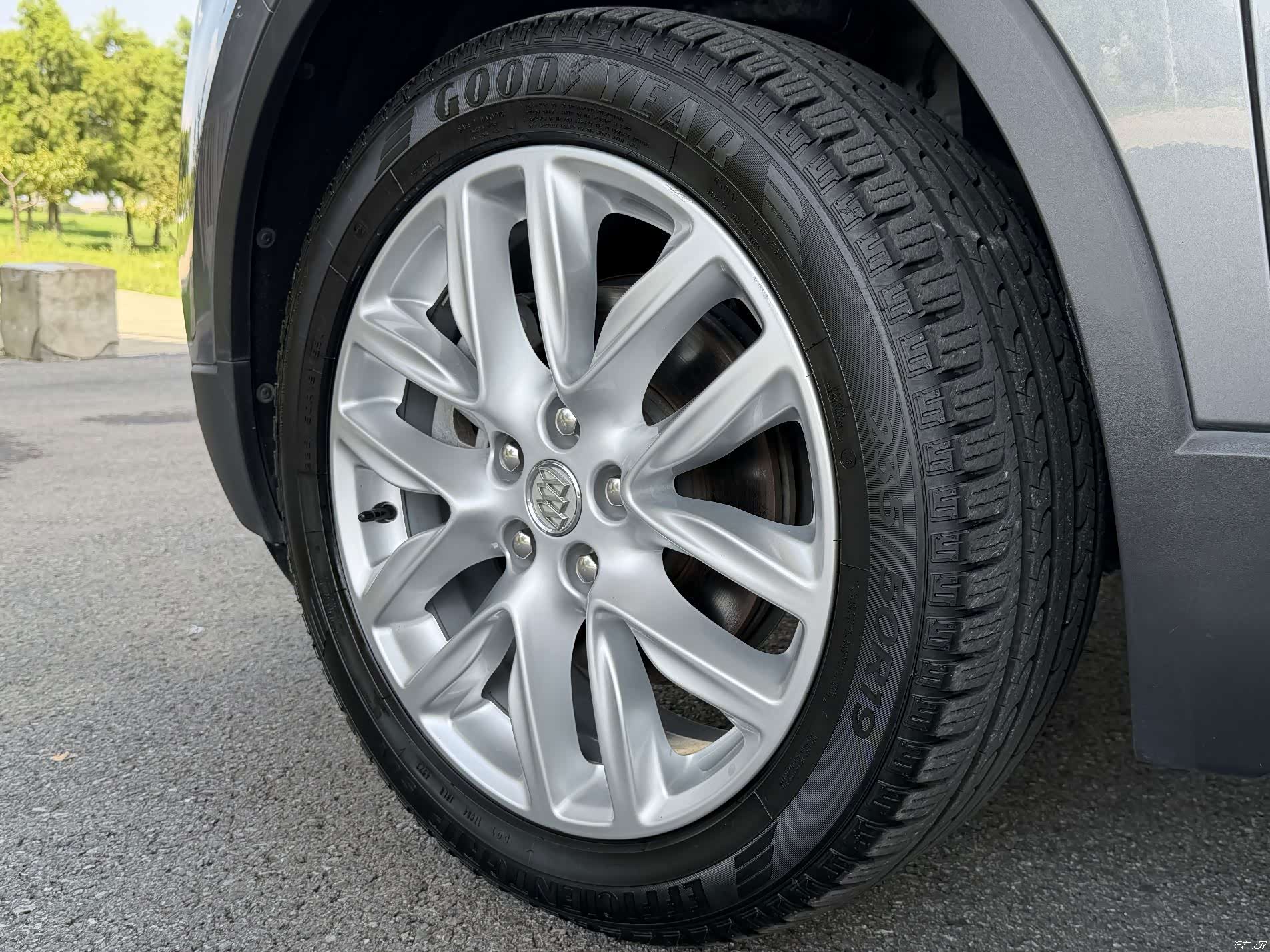 Buick Envision Plus, 2019 13