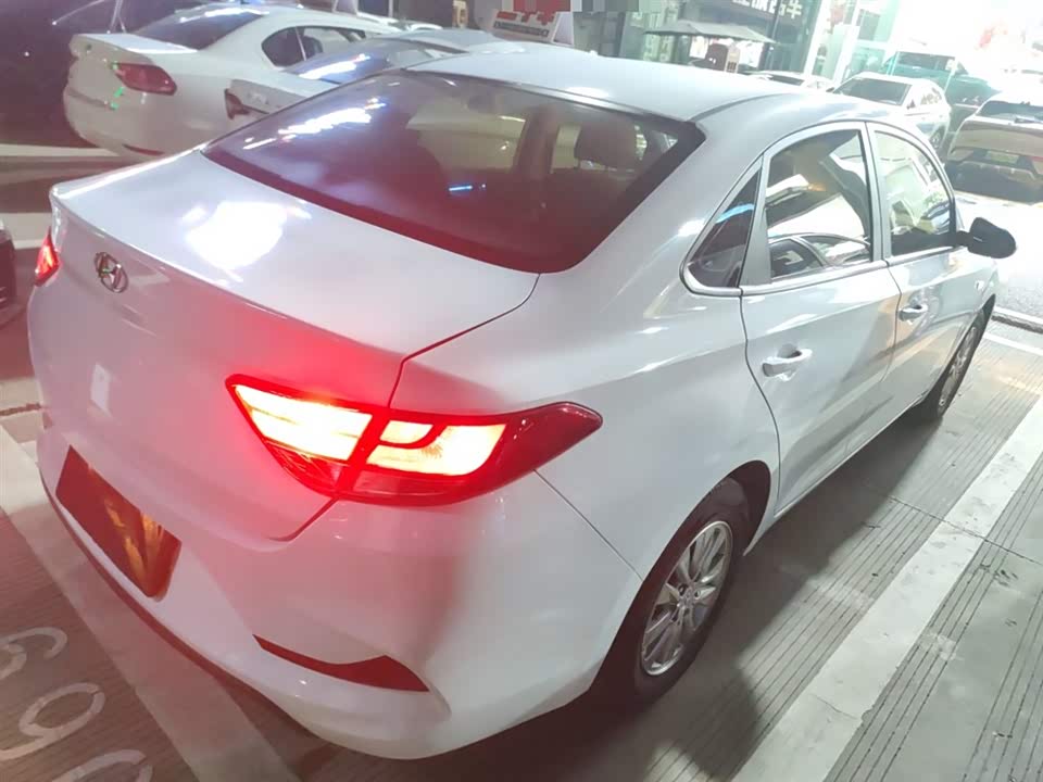 Hyundai Yuedong