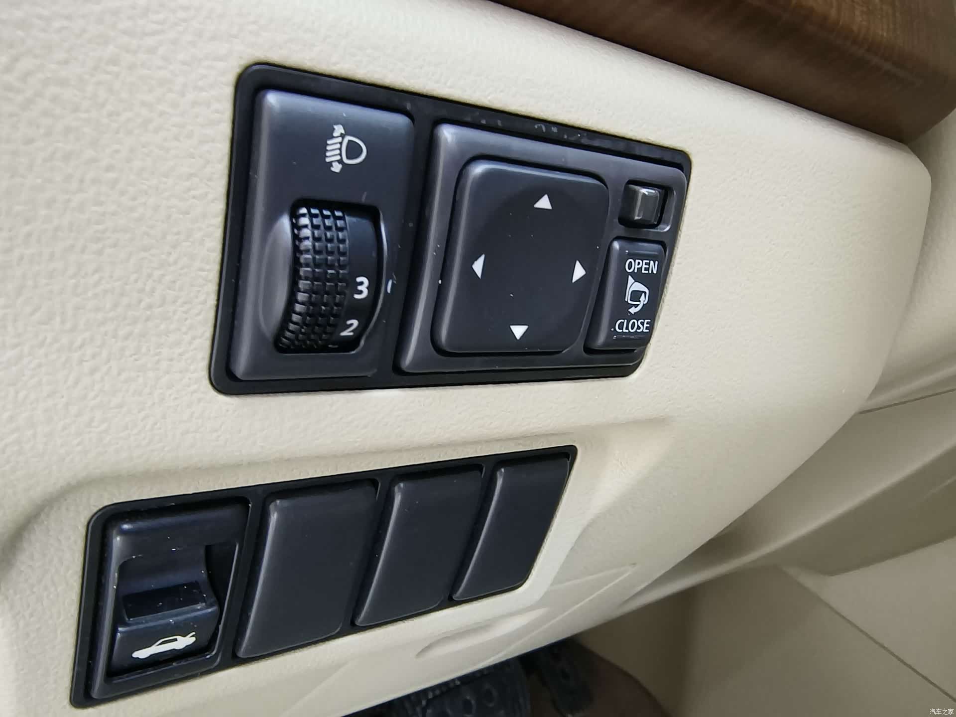Nissan Sylphy, 2012 14