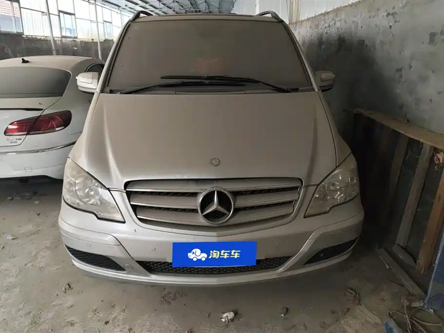 Mercedes-Benz Viano