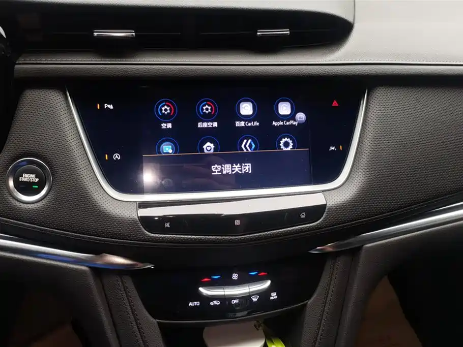 Cadillac XT6
