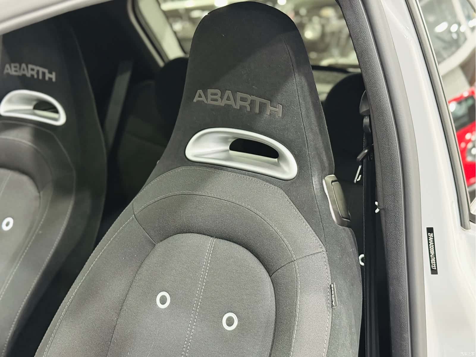ABARTH 595, 2017 10