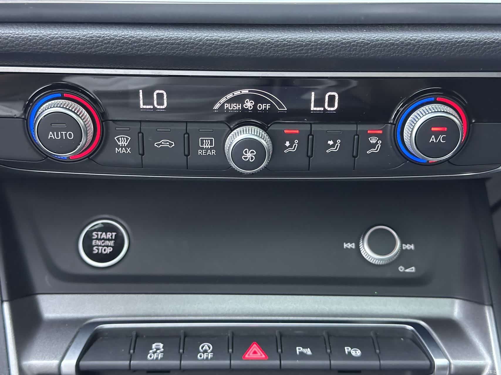 Audi Q3, 2023 17