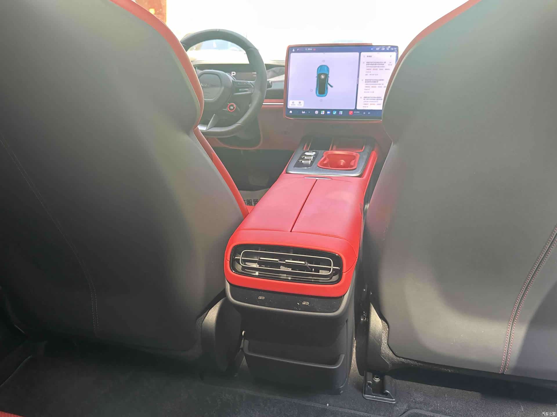 Xiaomi SU7, 2025 14