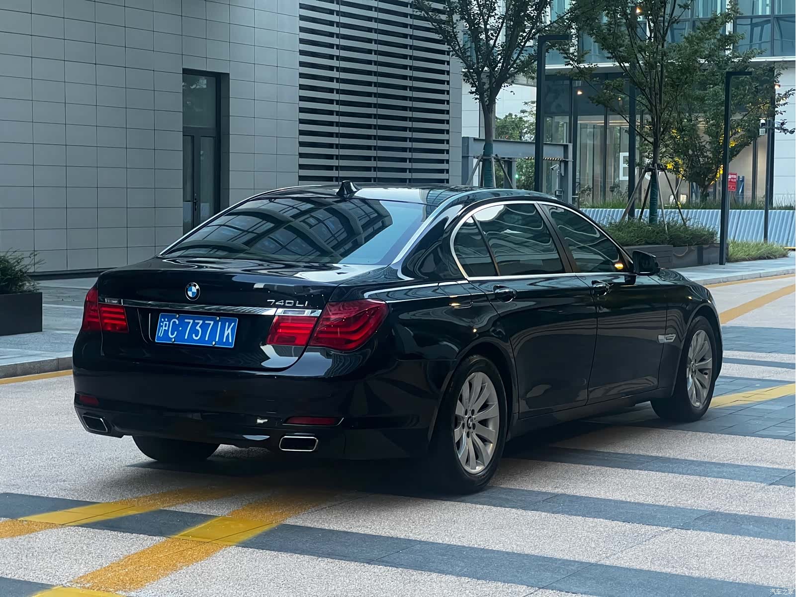 BMW 7 Series, 2012 27