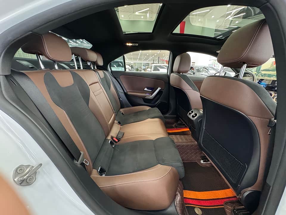 Mercedes-Benz Class A Mercedes-Benz Class A