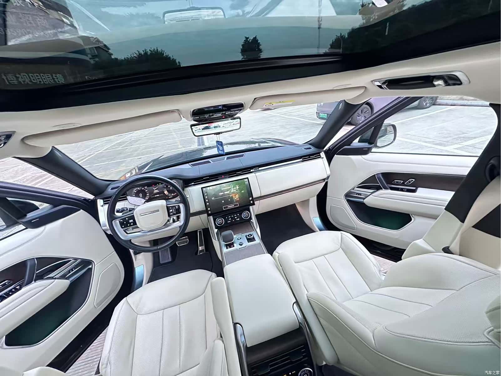 Land Rover Range Rover, 2023 13