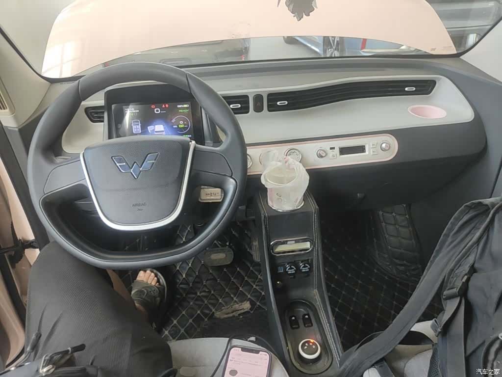 Wuling MINIEV, 2022 10