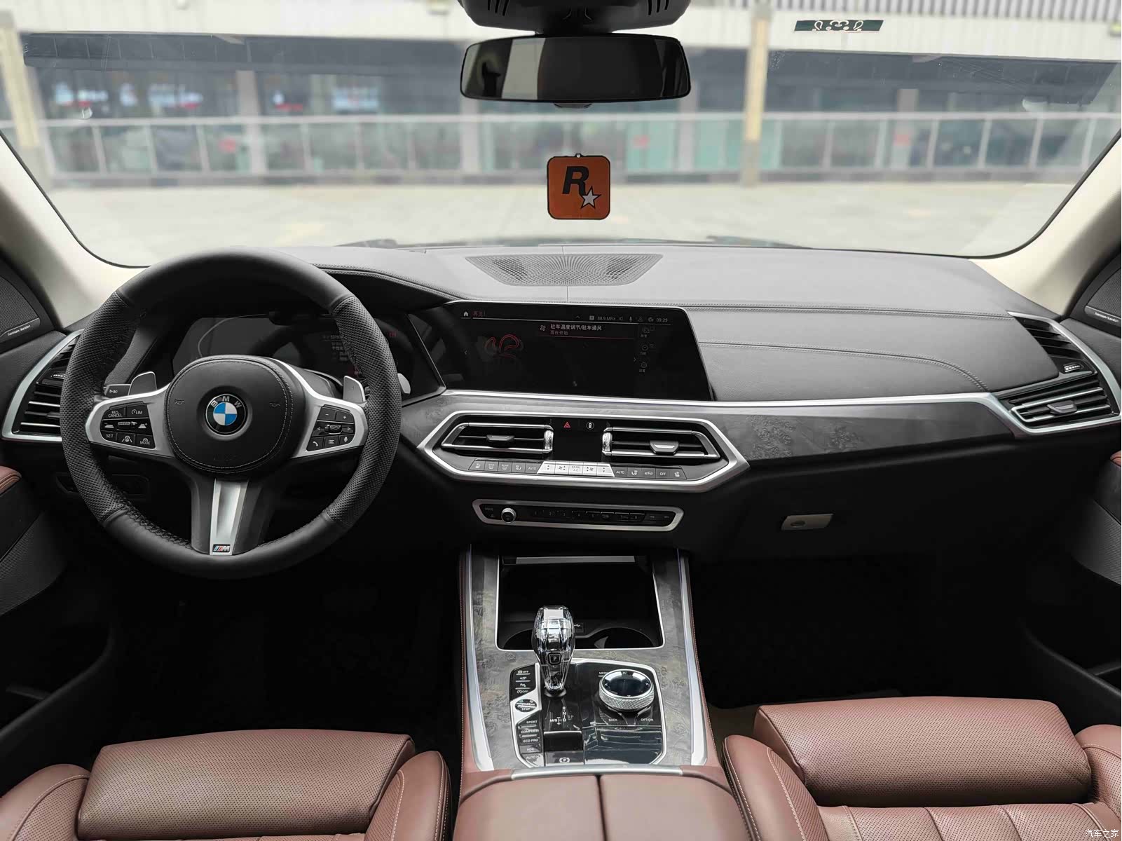 BMW X5, 2021 11