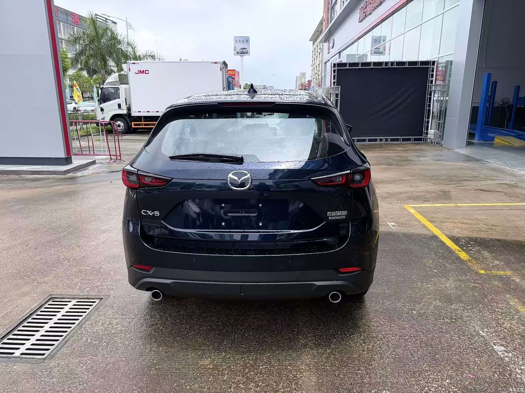Mazda CX-5, 2025 все фото