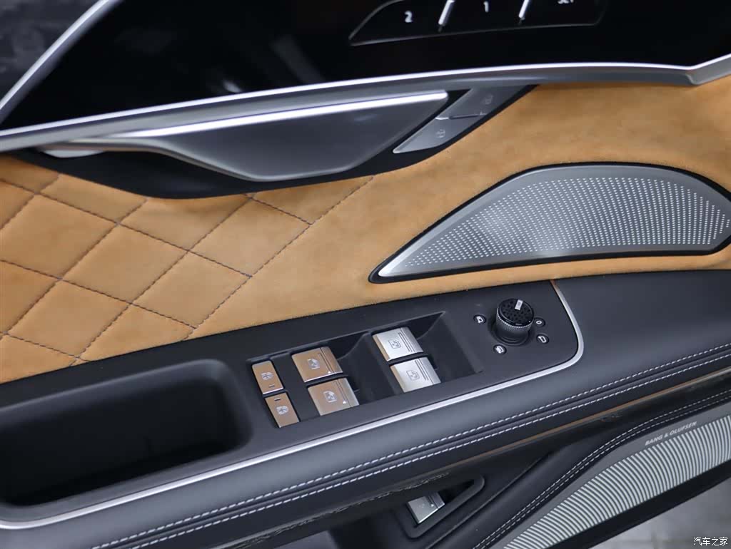 Audi A8L, 2026 29