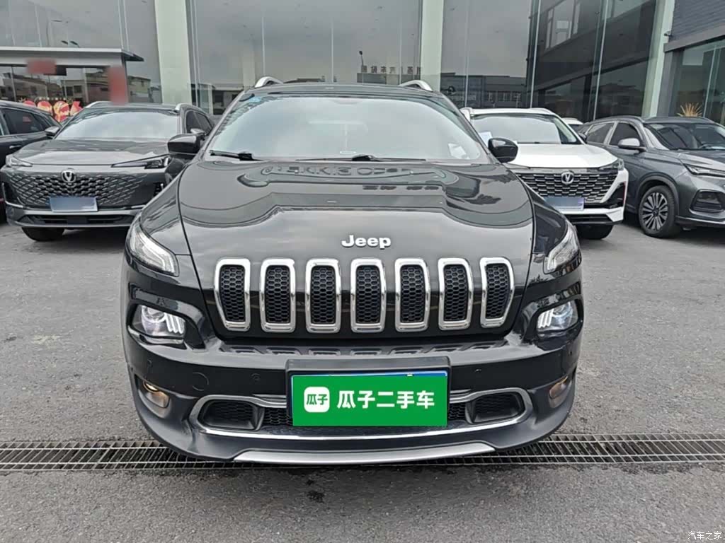 Jeep Cherokee, 2017 3