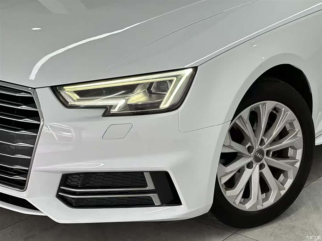 Audi A4L, 2019 16