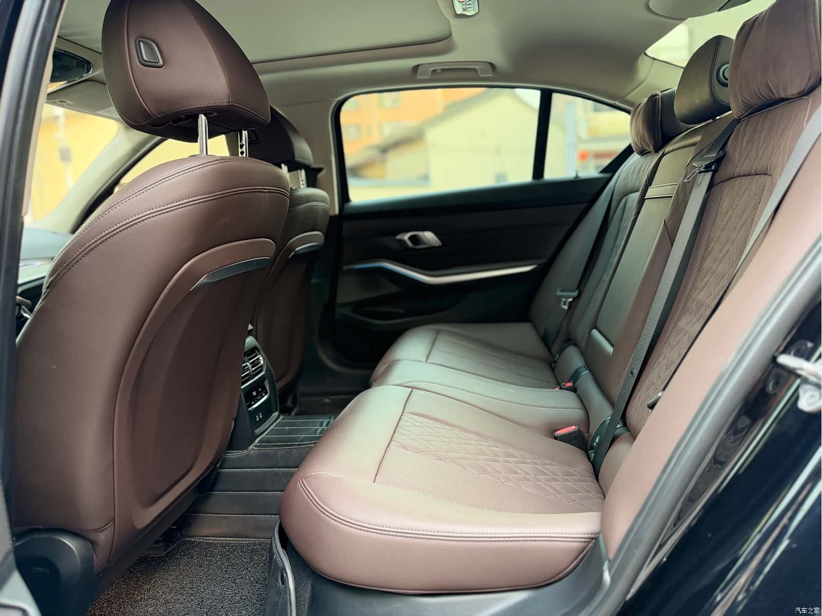 BMW 3 Series, 2023 8