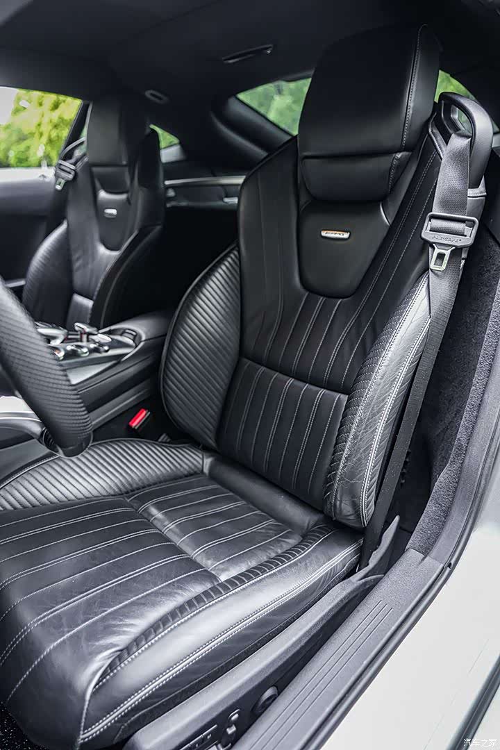 MG AMG, 2017 8