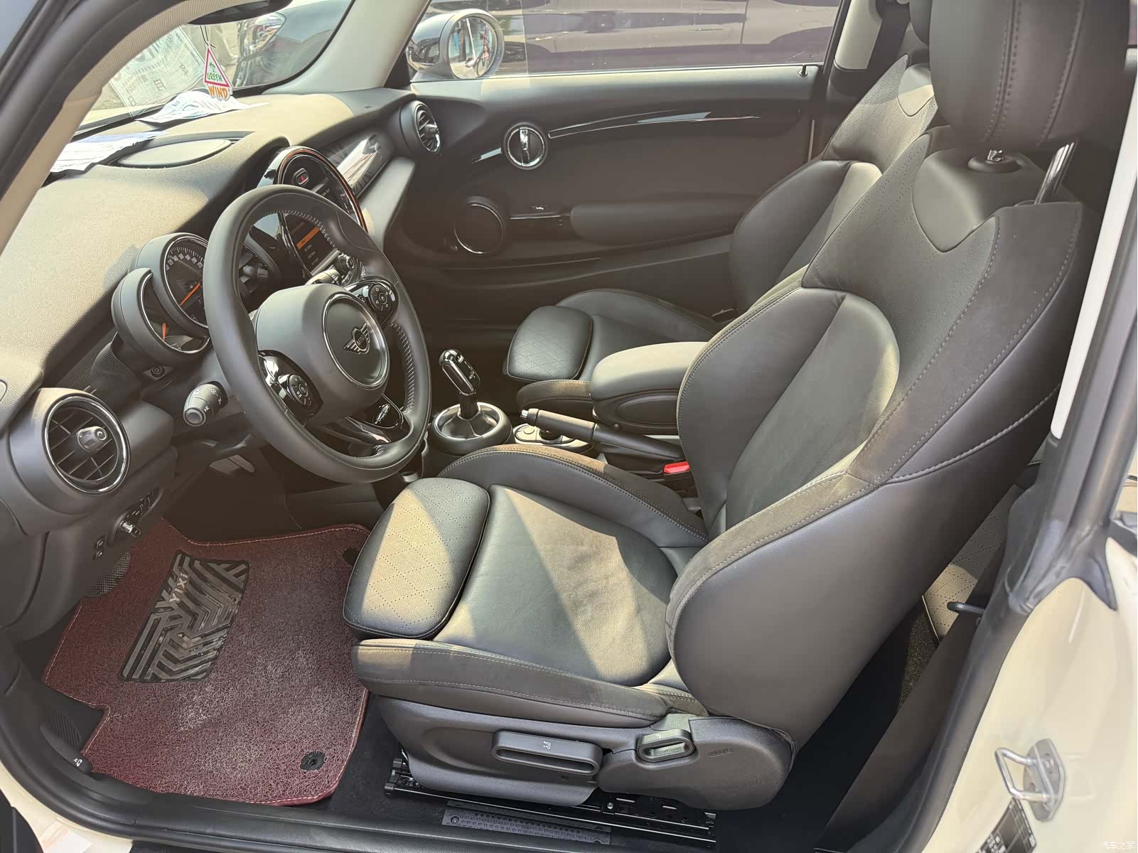 Mini Cooper, 2020 все фото