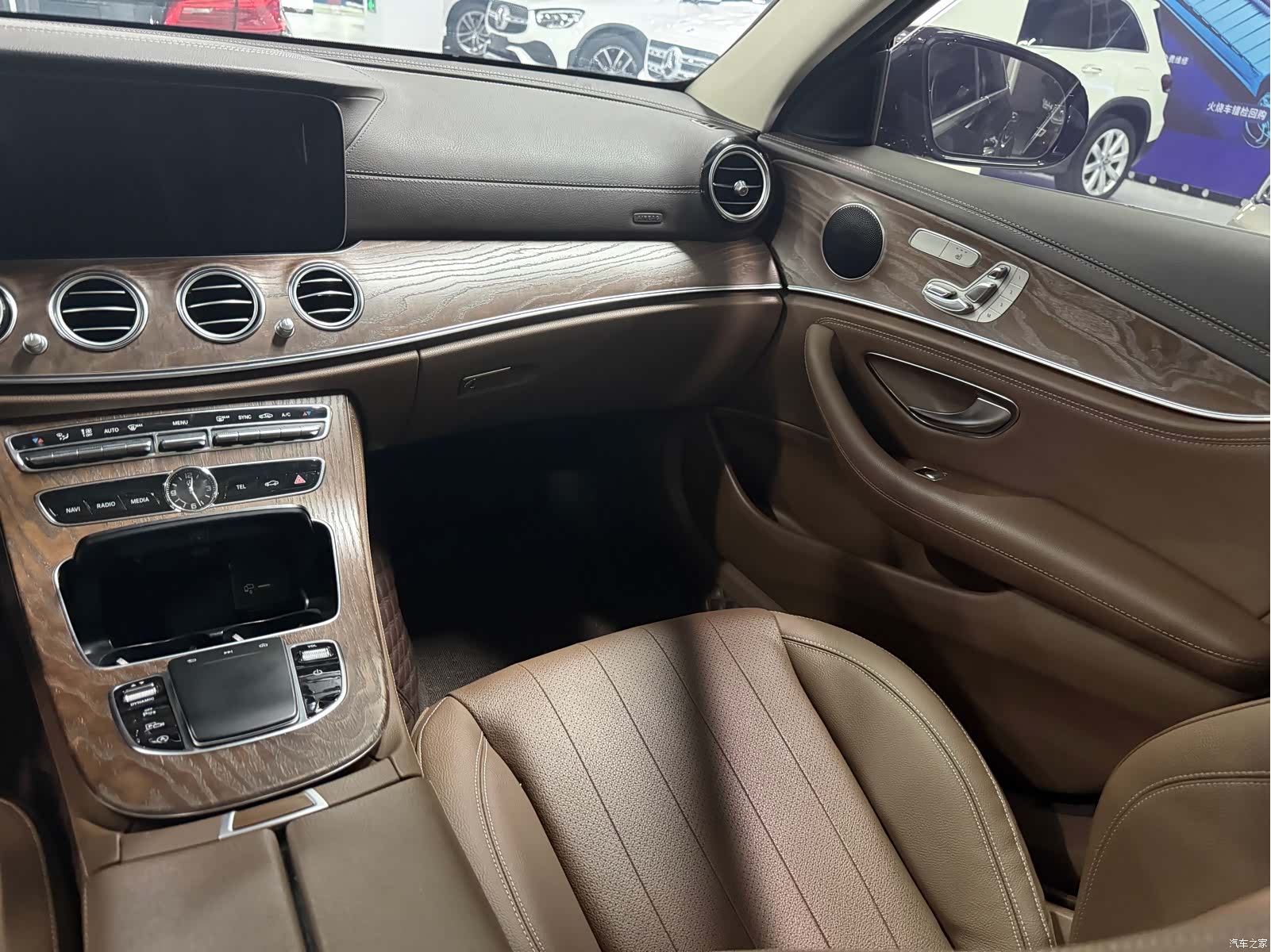 Mercedes-Benz E-Class, 2019 10