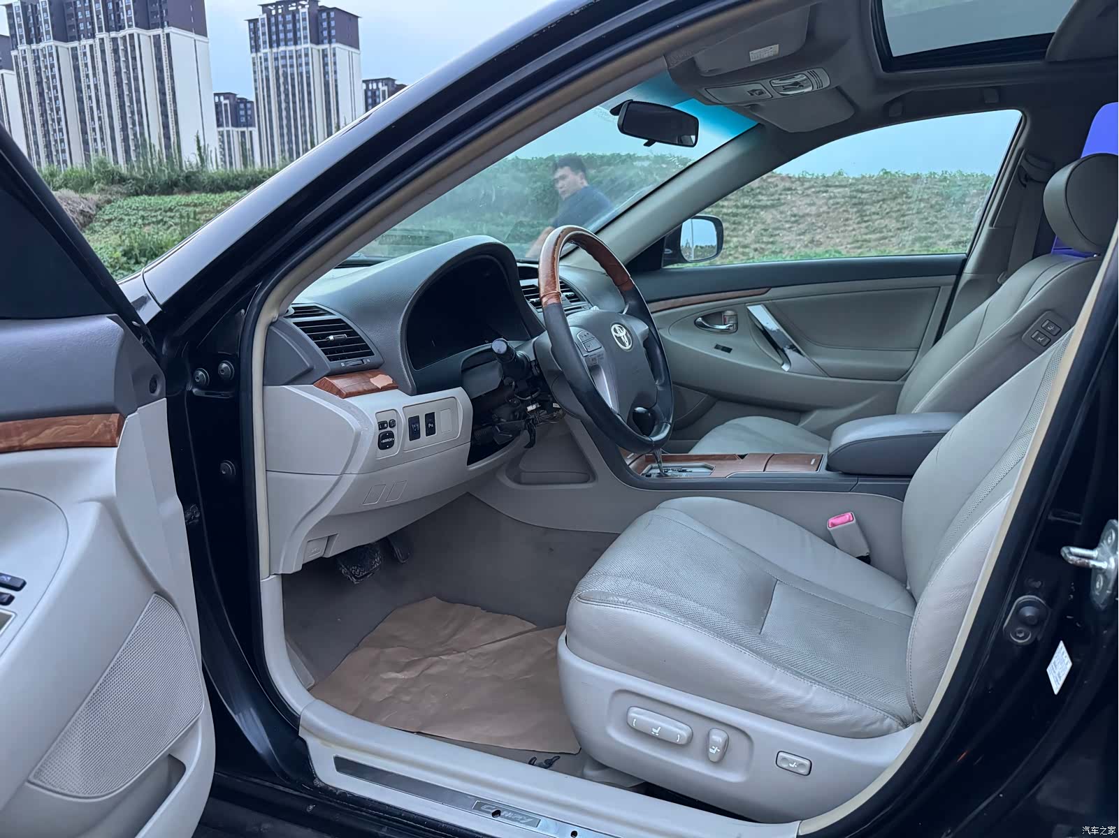 Toyota Camry, 2011 8