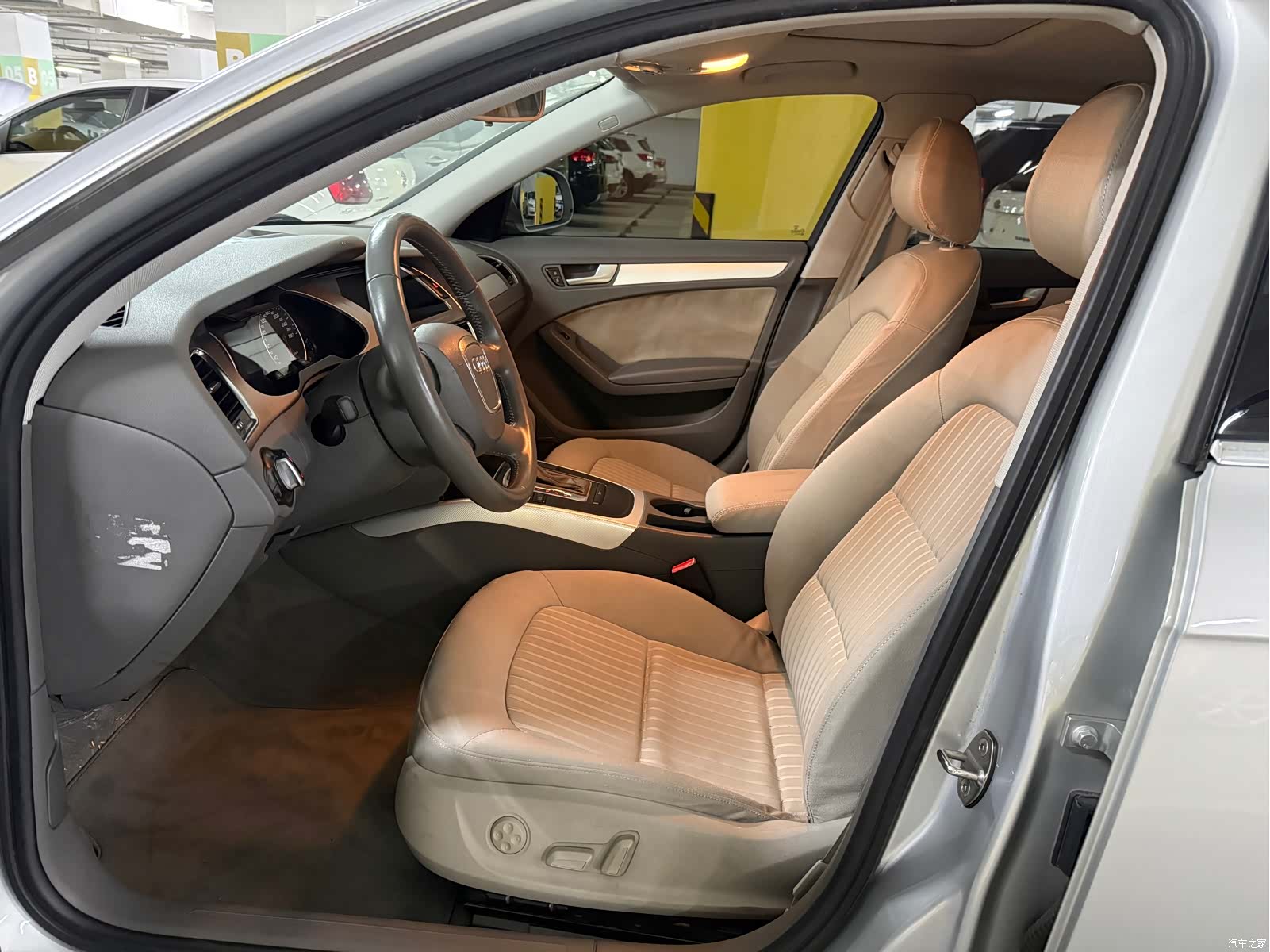Audi A4L, 2011 6