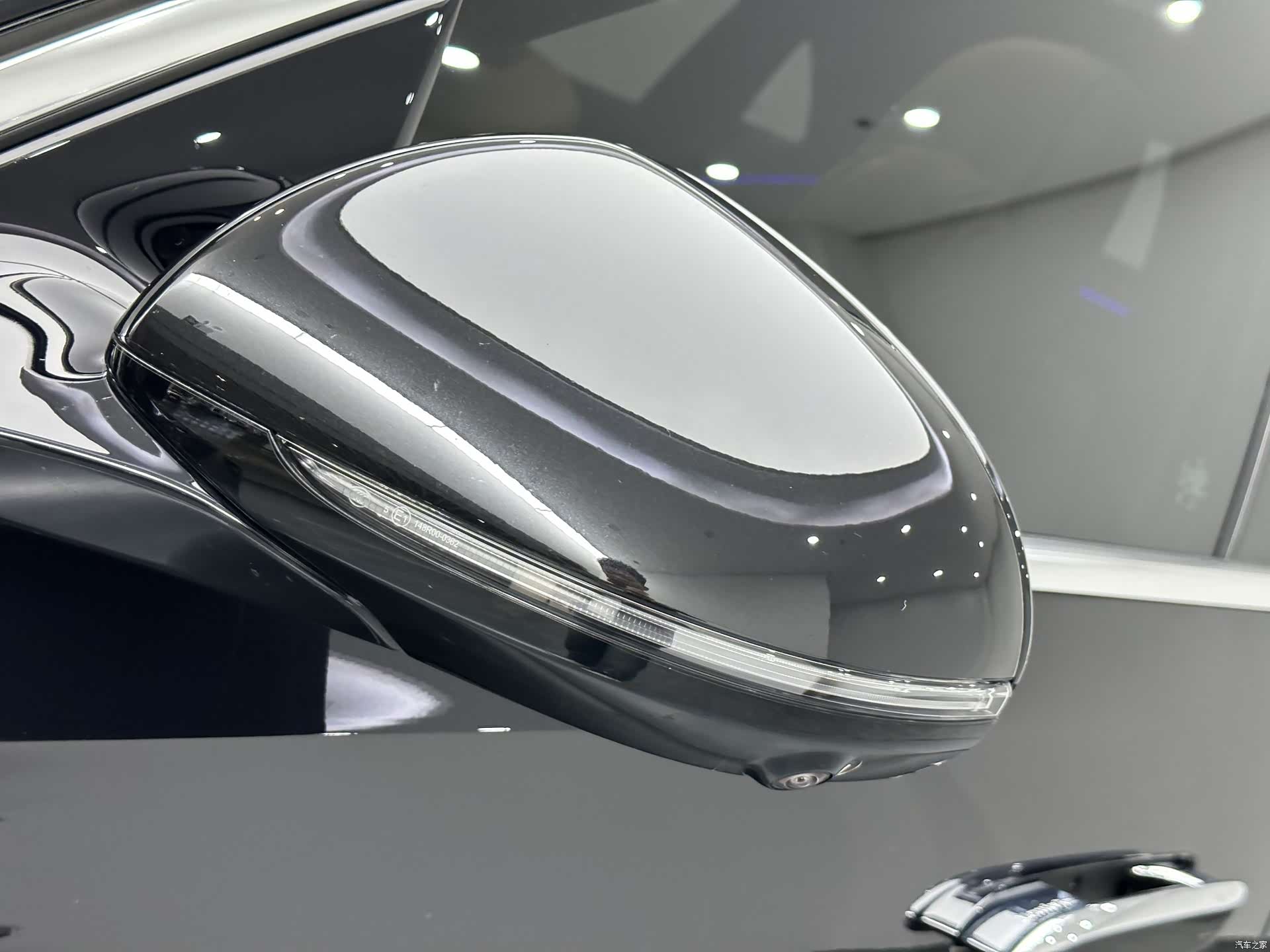 Mercedes-Benz E-Class, 2026 21