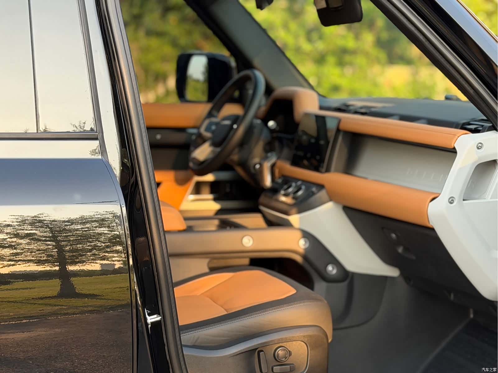 Land Rover Defender, 2024 7