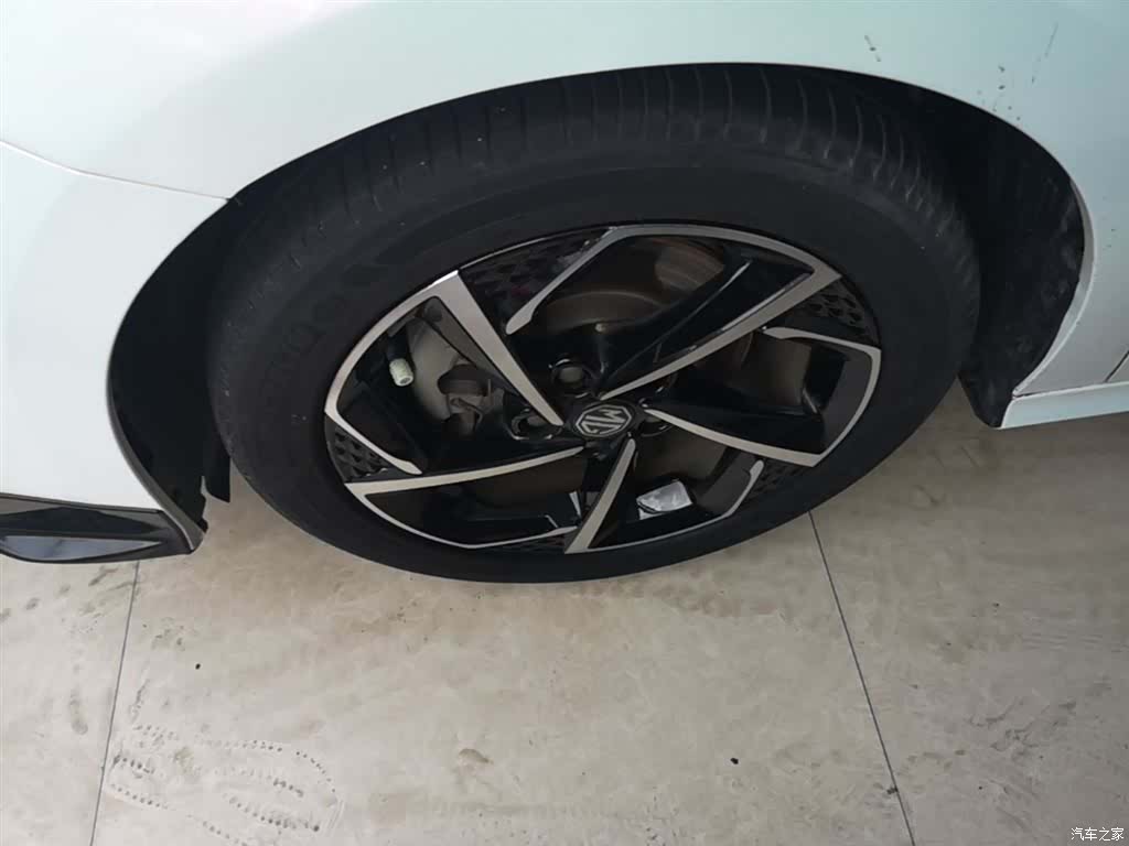 MG MG5, 2021 23