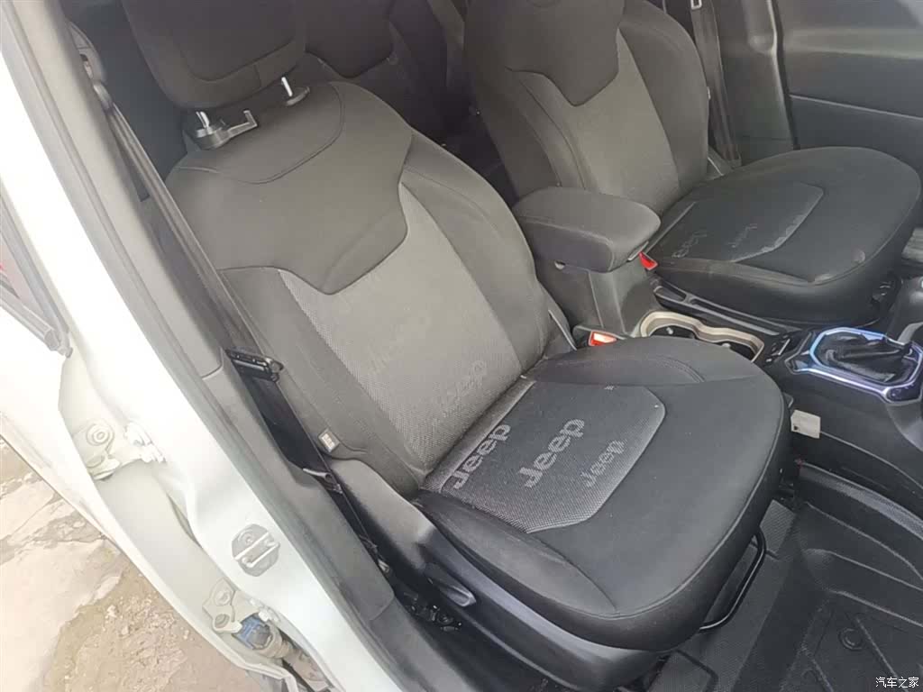 Jeep Renegade, 2017 25