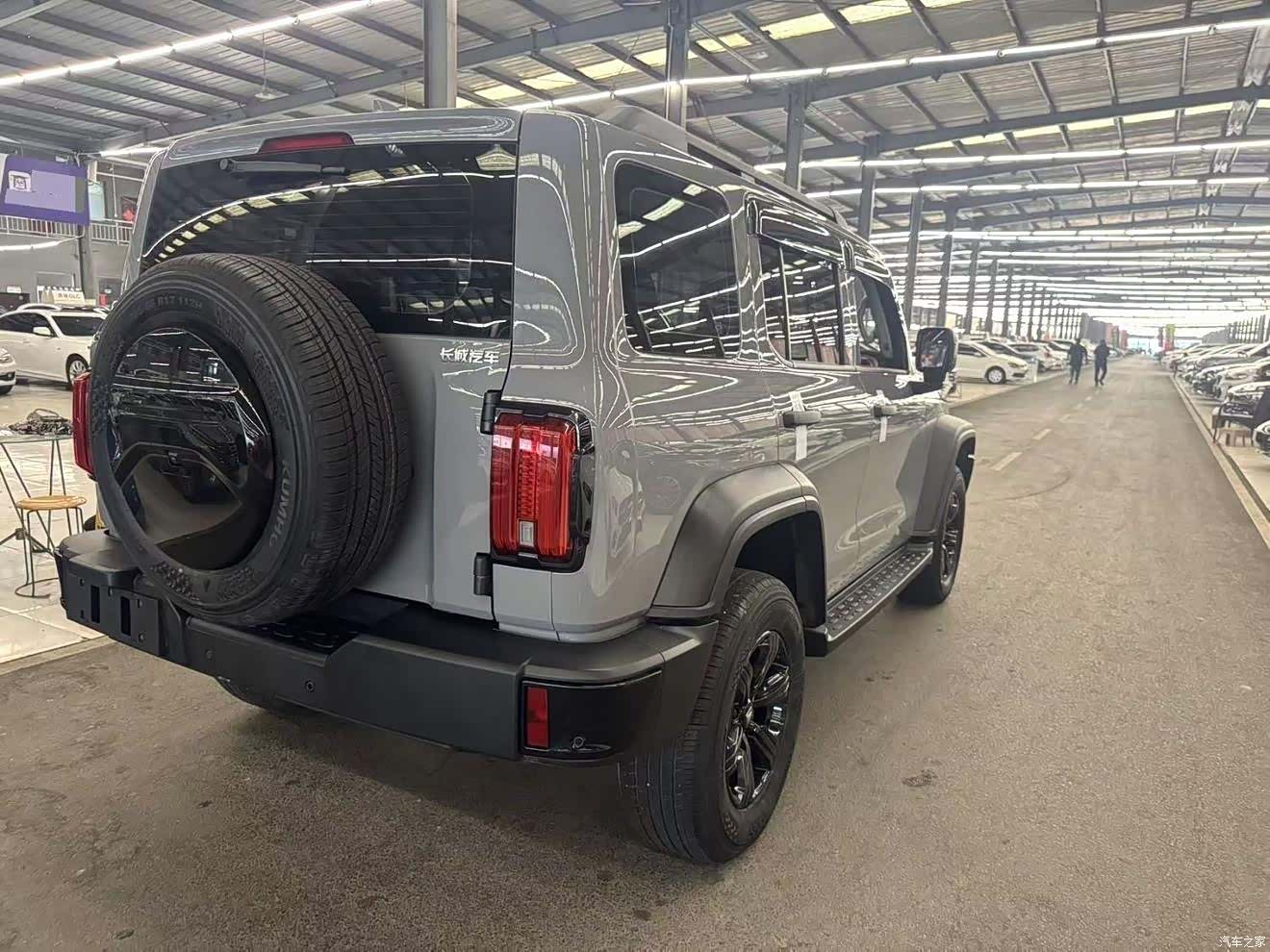 Tank 300, 2023 7