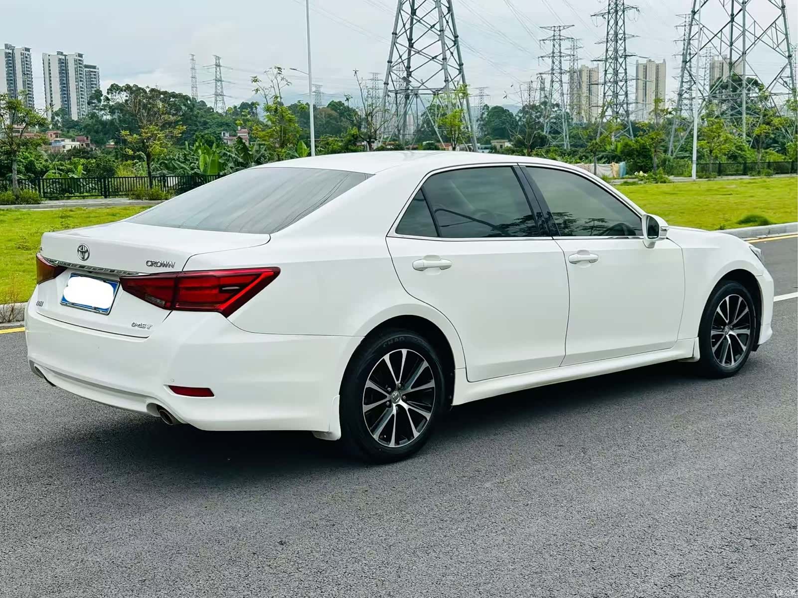 Toyota Crown, 2018 3