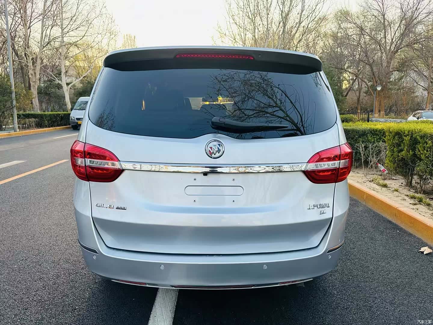 Buick GL8, 2019 6