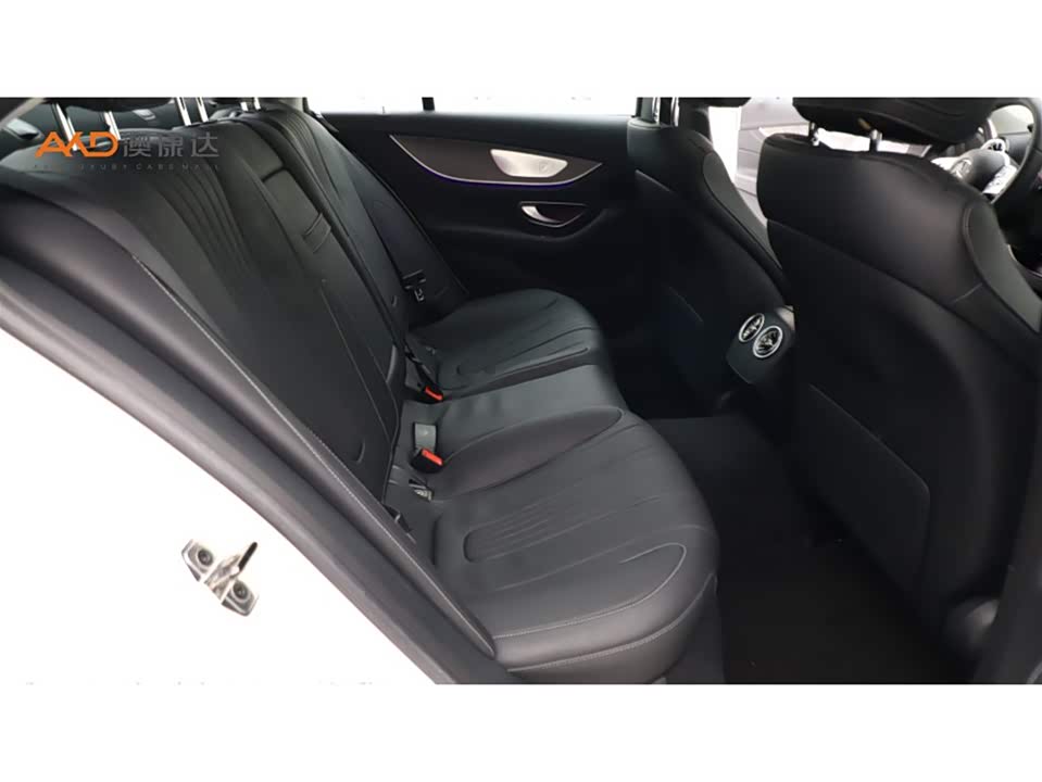 Mercedes-Benz CLS Mercedes-Benz CLS