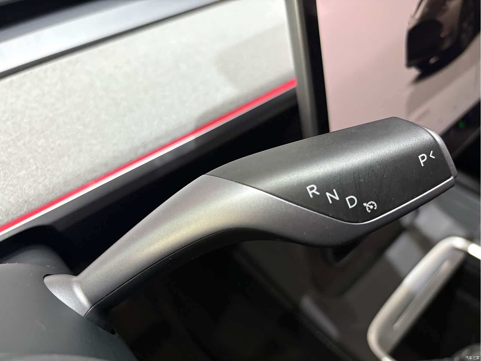 Tesla Model Y, 2023 12