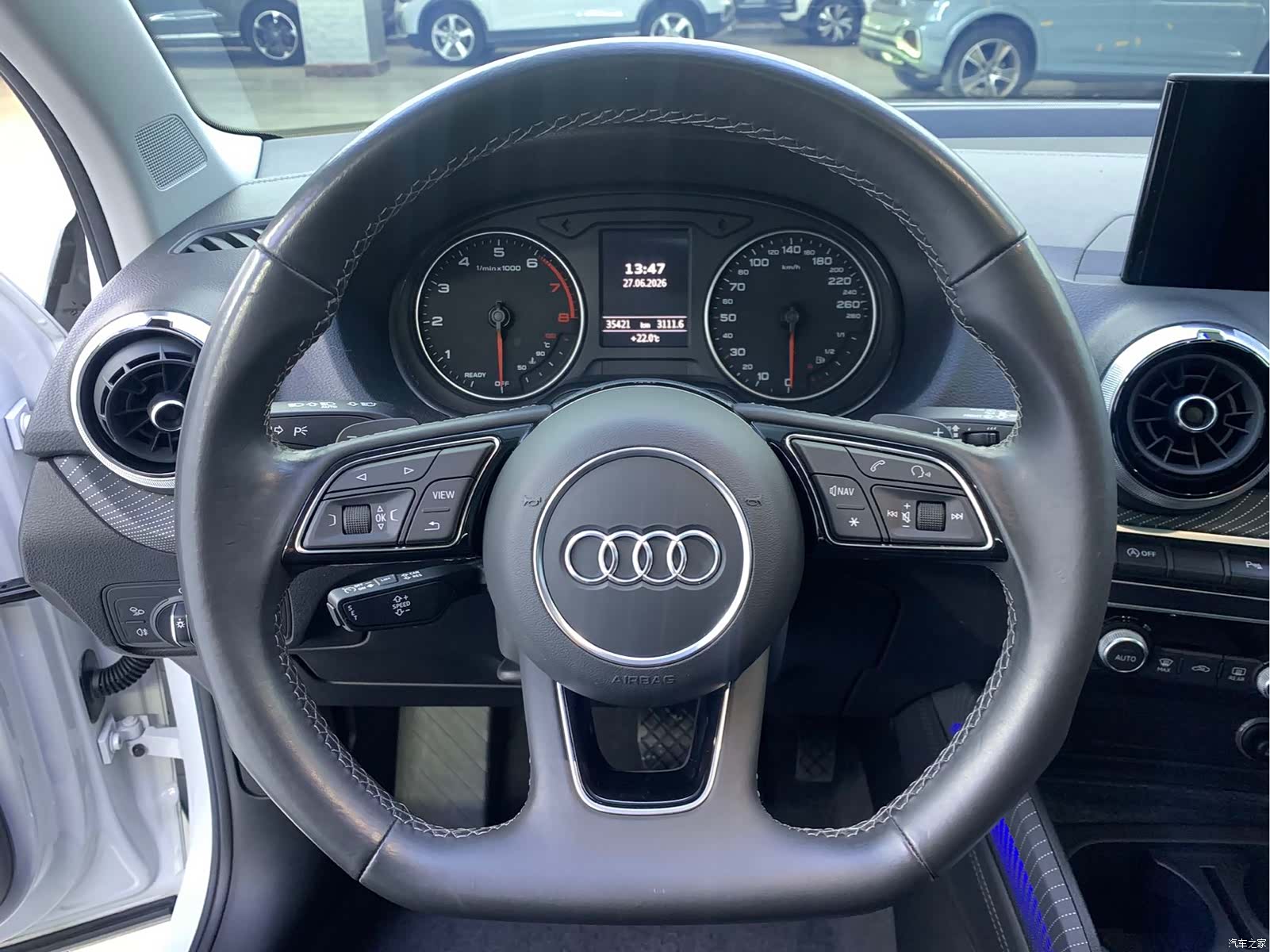 Audi Q2L, 2022 6