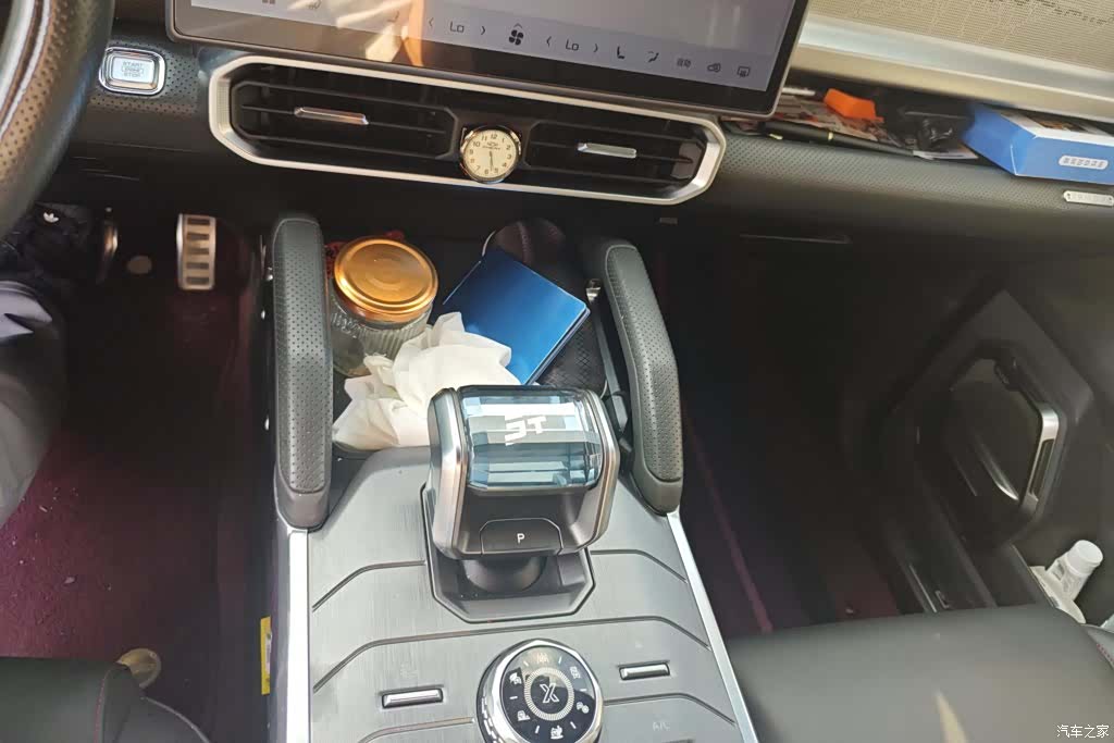 Jetour Traveller, 2024 16
