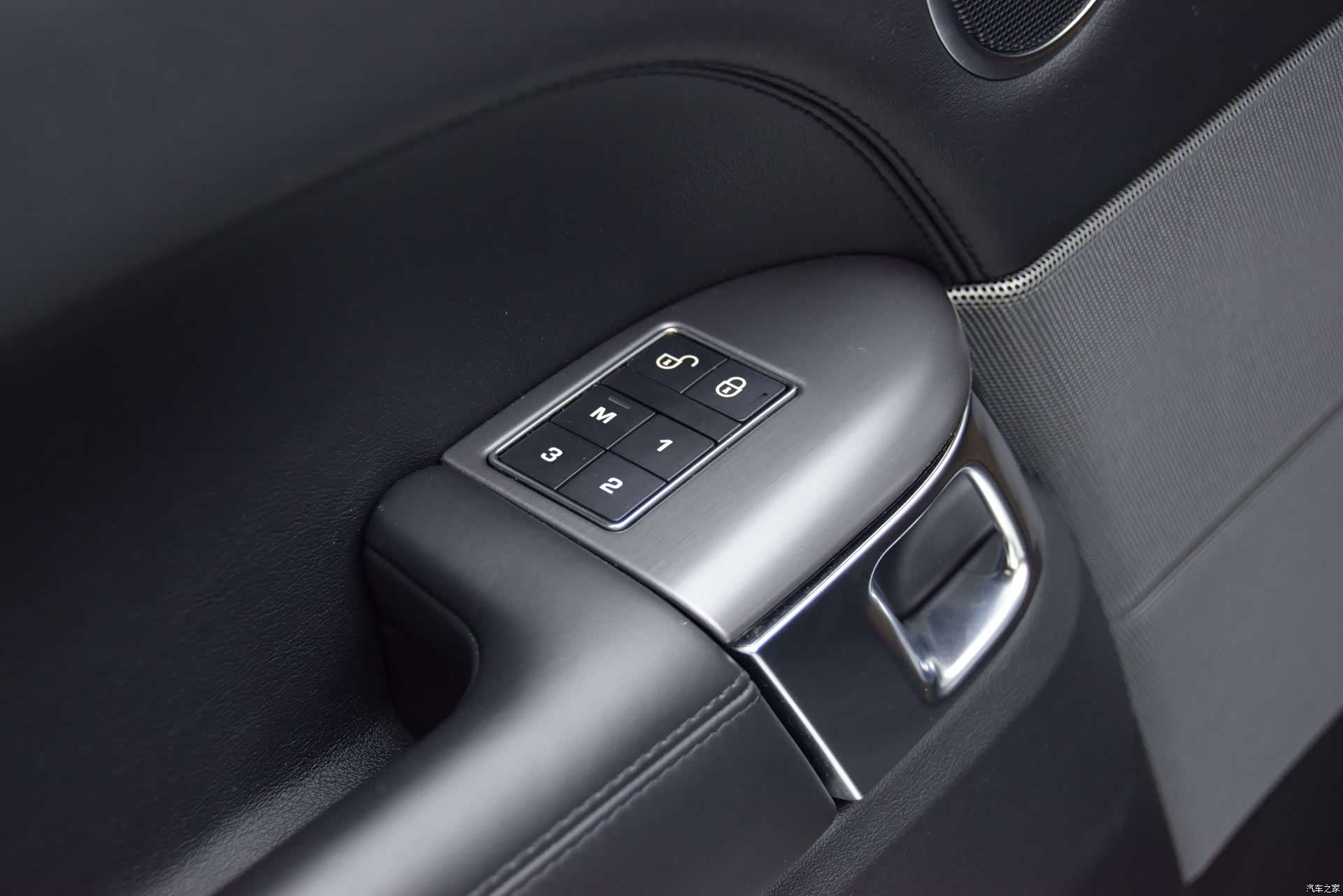 Land Rover Range Rover, 2020 12