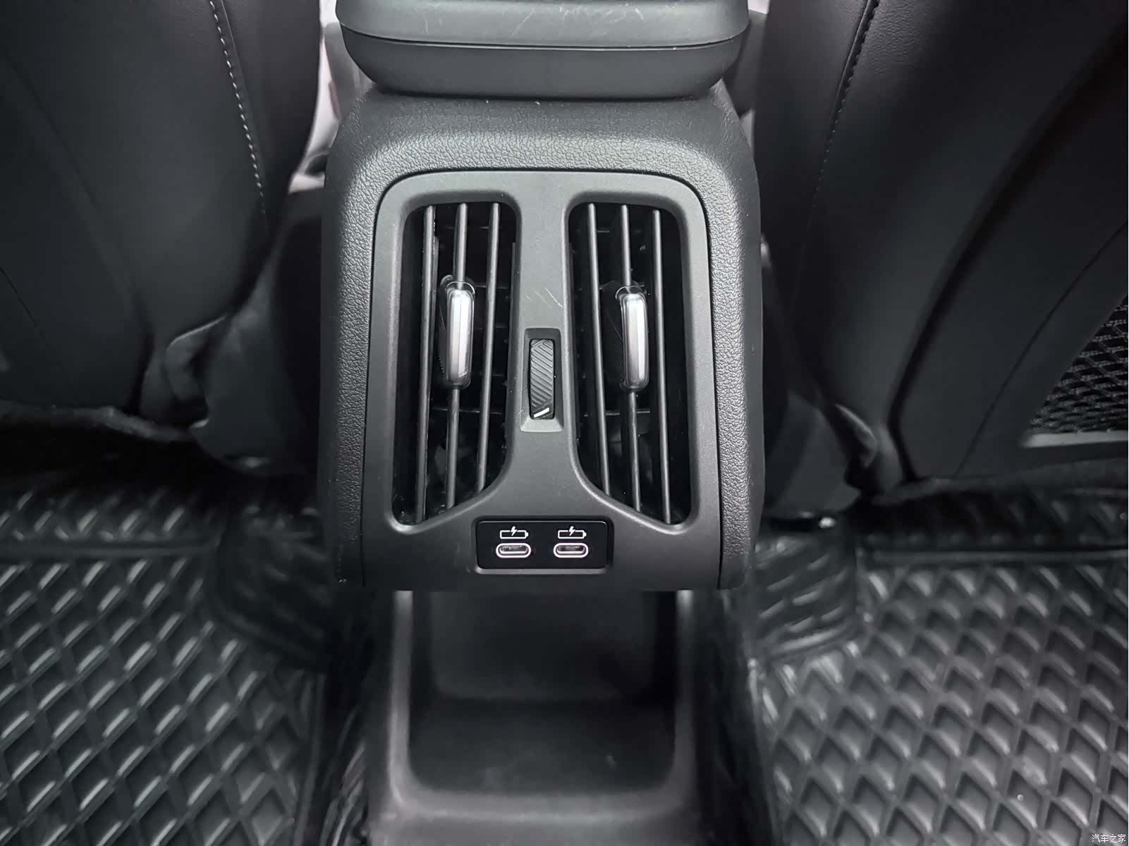 BMW X1, 2024 19