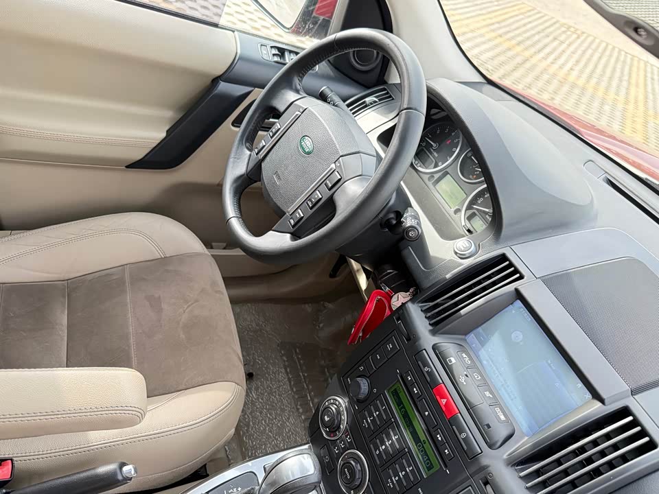 Land Rover Freelander 2