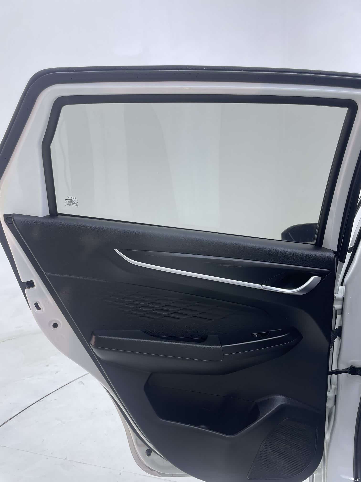 Geely X3, 2021 16