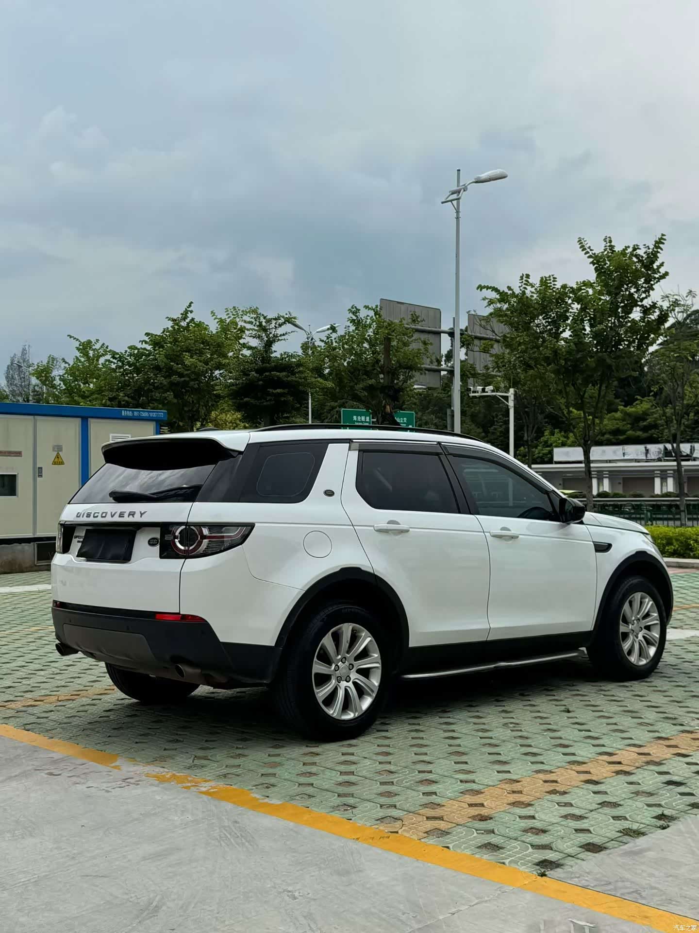 Land Rover Discovery, 2016 все фото