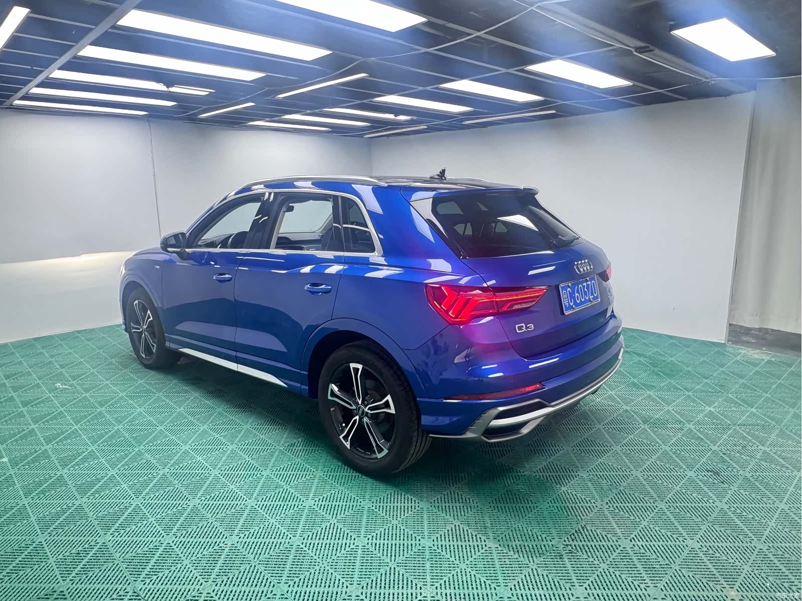 Audi Q3, 2022 4