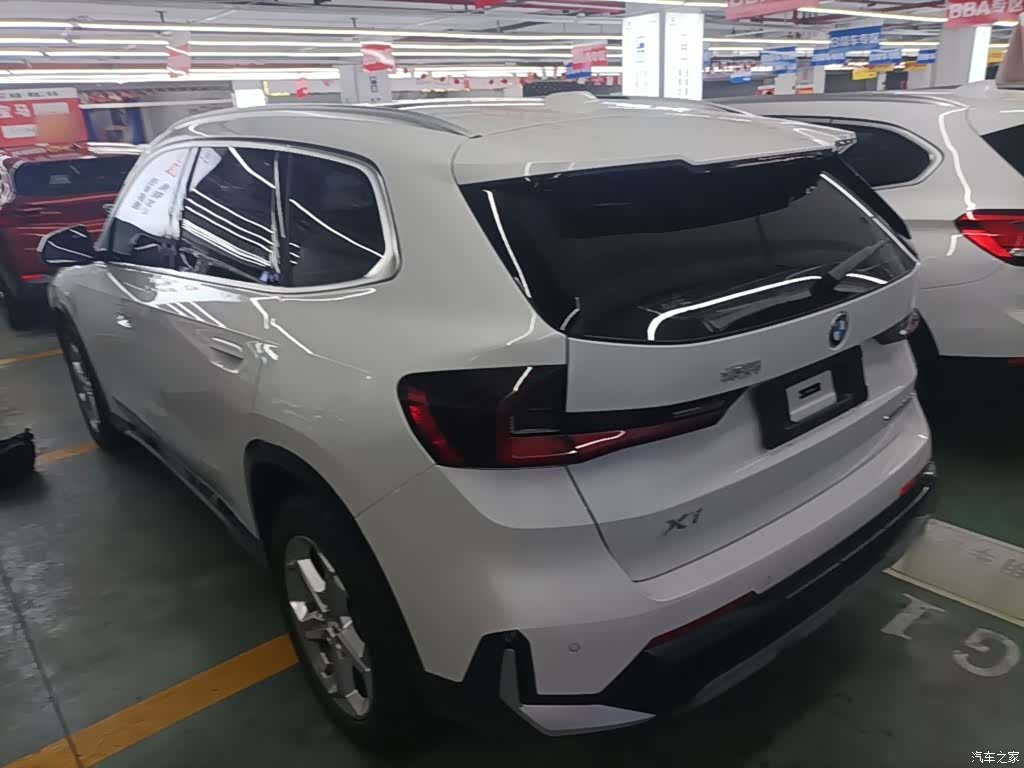 BMW X1, 2024 все фото