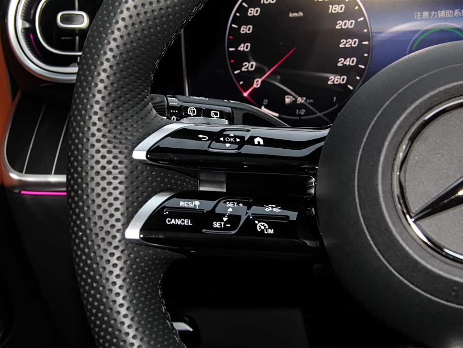 Mercedes-Benz GLC Mercedes-Benz GLC