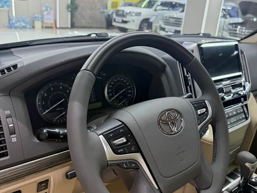 Toyota Land Cruiser 2016, фото 15