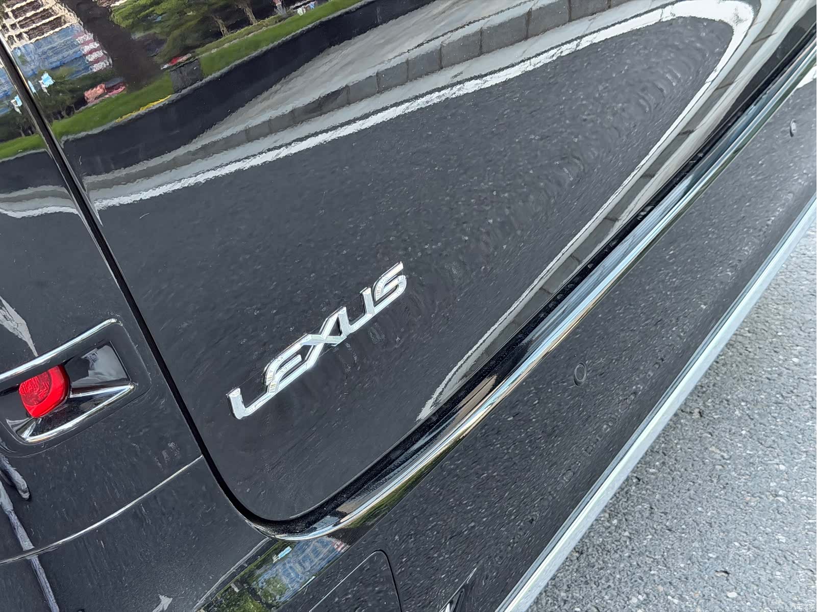 Lexus LM, 2022 15