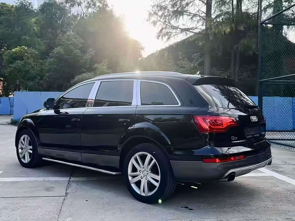 Audi Q7 Audi Q7