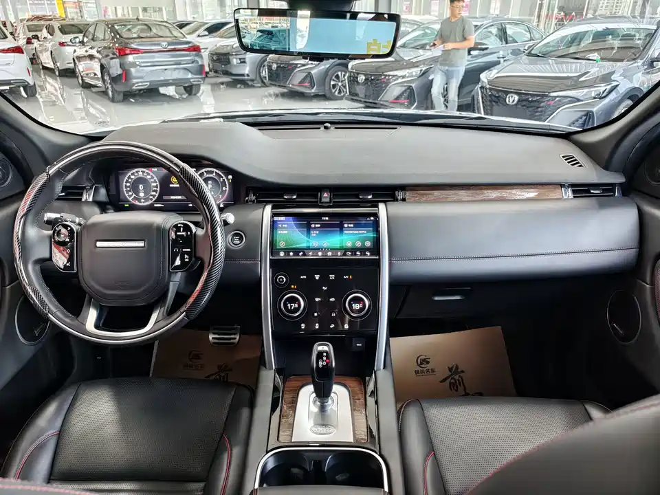 Land Rover Discover sports